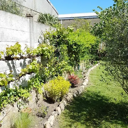 ベッド・アンド・ブレックファスト Comme A La Maison ルマン